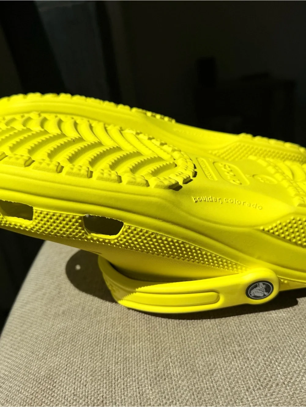 CROCS Classic Clog in Bright Yellow